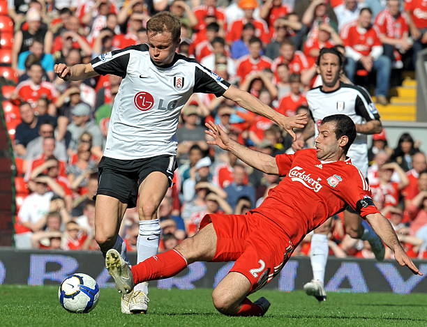 表现得相对 表现得相对